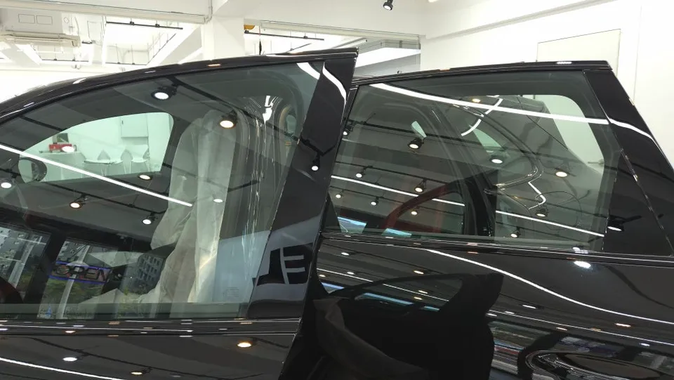 Porsche Cayenne PPF施工事例｜費用目安と仕上がり 施工写真 1-3