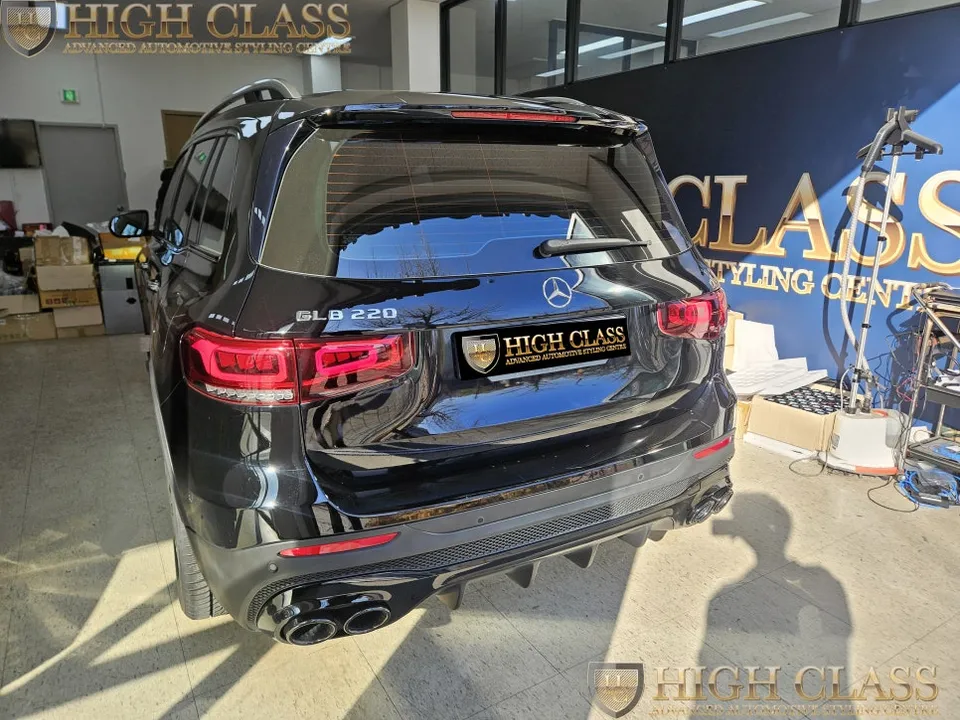 Mercedes-Benz GLB ambient lighting - Mercedes-Benz GLB Ambient Lighting Review: Cost & Results photo 2