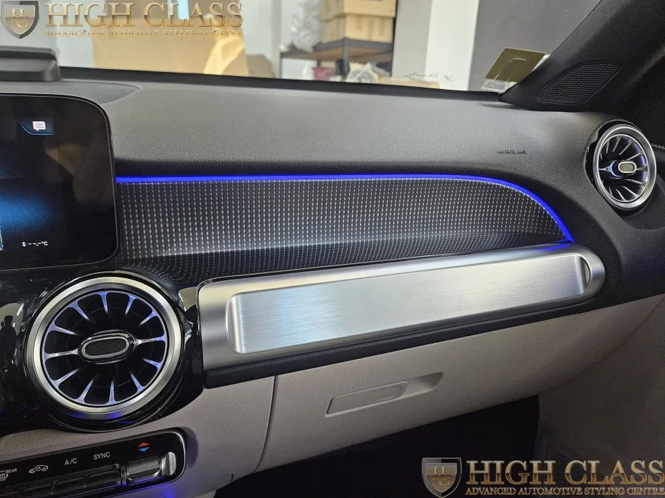 Mercedes-Benz GLB ambient lighting - Mercedes-Benz GLB Ambient Lighting Review: Cost & Results photo 5