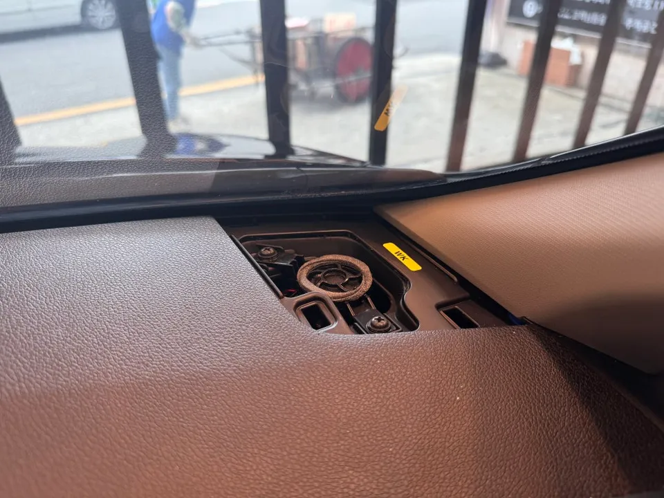 Kia Carnival car audio - Kia Carnival Audio Upgrade Review: DSP + Premium Speakers photo 5