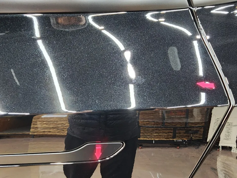 Tesla Model Y PPF施工事例|費用目安と仕上がり 施工写真 2-2