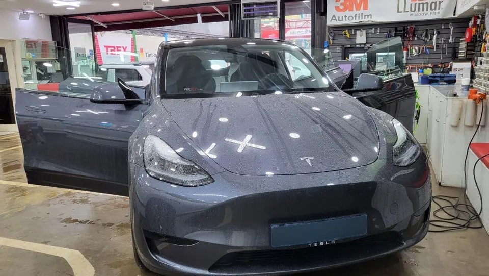 Tesla Model Y PPF施工事例｜費用目安と仕上がり 写真