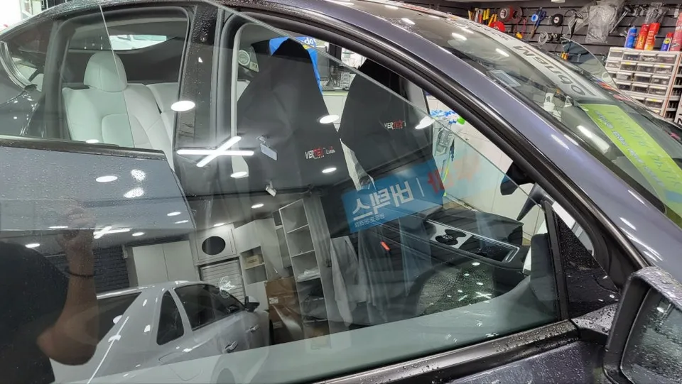 Tesla Model Y PPF施工事例｜費用目安と仕上がり 施工写真 1-1