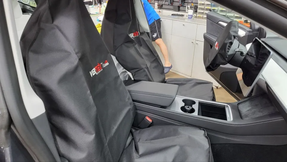 Tesla Model Y PPF施工事例｜費用目安と仕上がり 施工写真 2-1