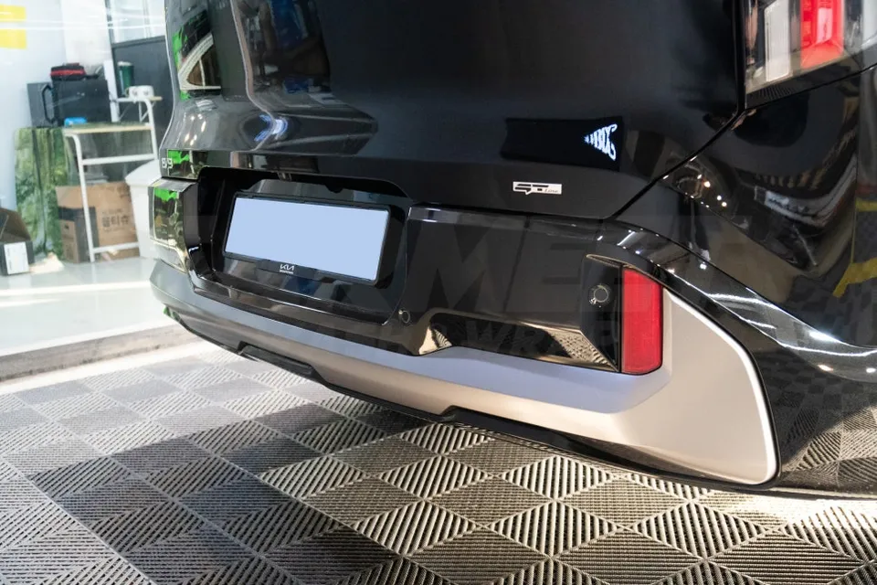 Kia EV9のカーラッピング事例｜費用目安・仕上がり 施工写真 3-1