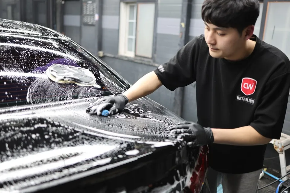Chevrolet Impalaのガラスコーティング事例|費用目安と仕上がり 施工写真 3-2