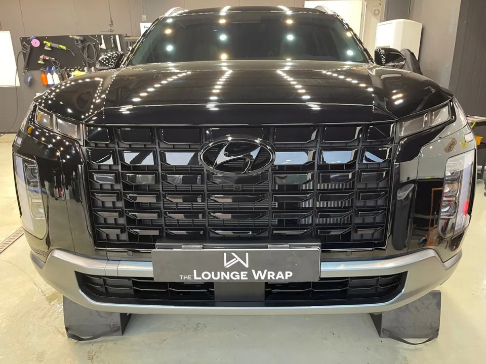 Hyundai Palisade vinyl wrap - Hyundai Palisade Vinyl Wrap Review: Chrome Delete for a Sleek Loo photo 3
