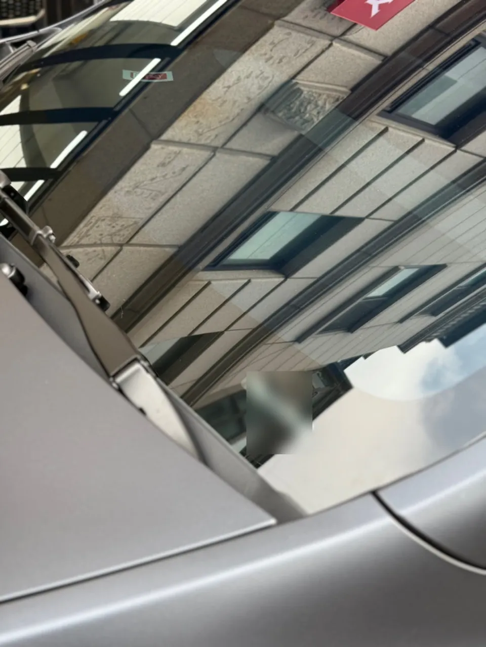 Tesla Model YのPPF施工事例｜飛び石対策と仕上がり 施工写真 2-3