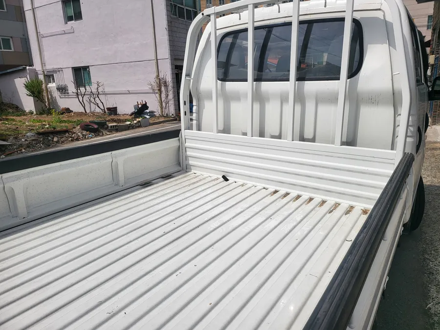 Kia Bongo 3 ppf - Kia Bongo 3 PPF Review — Cost & Rock Chip Protection photo 3