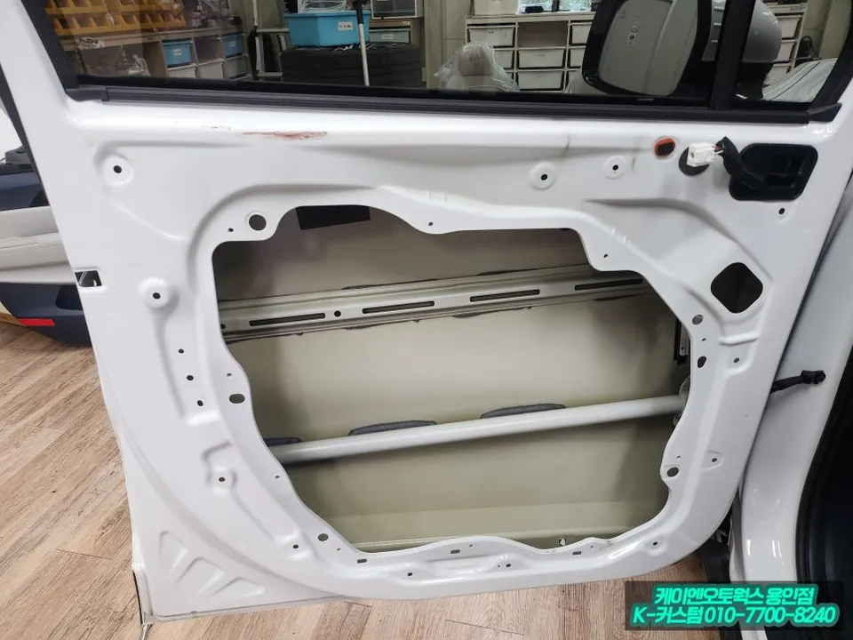 Kia Carnival KA4 oem options - Kia Carnival KA4 Oem Options Installation Review — Cost photo 5