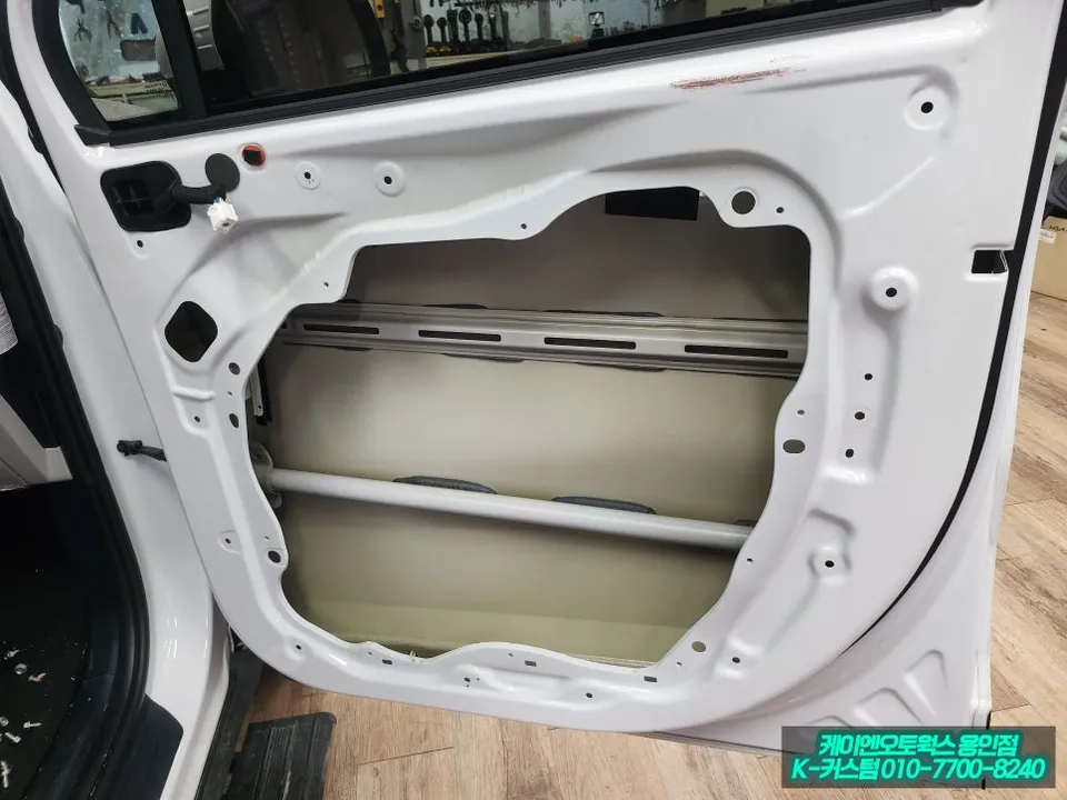 Kia Carnival KA4 oem options - Kia Carnival KA4 Oem Options Installation Review — Cost photo 6
