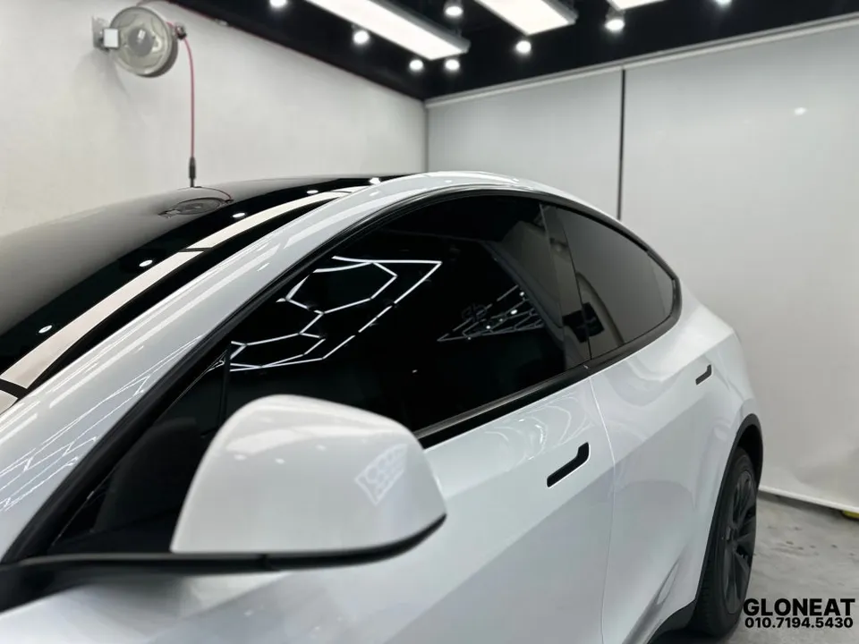 Tesla Model Yのカーフィルム施工事例|費用目安・仕上がり 施工写真 3-3