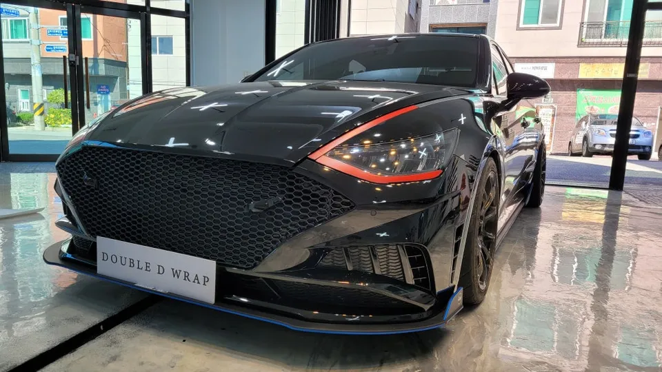 Hyundai Sonataのカーラッピング事例｜費用目安・仕上がり 施工写真 2-2