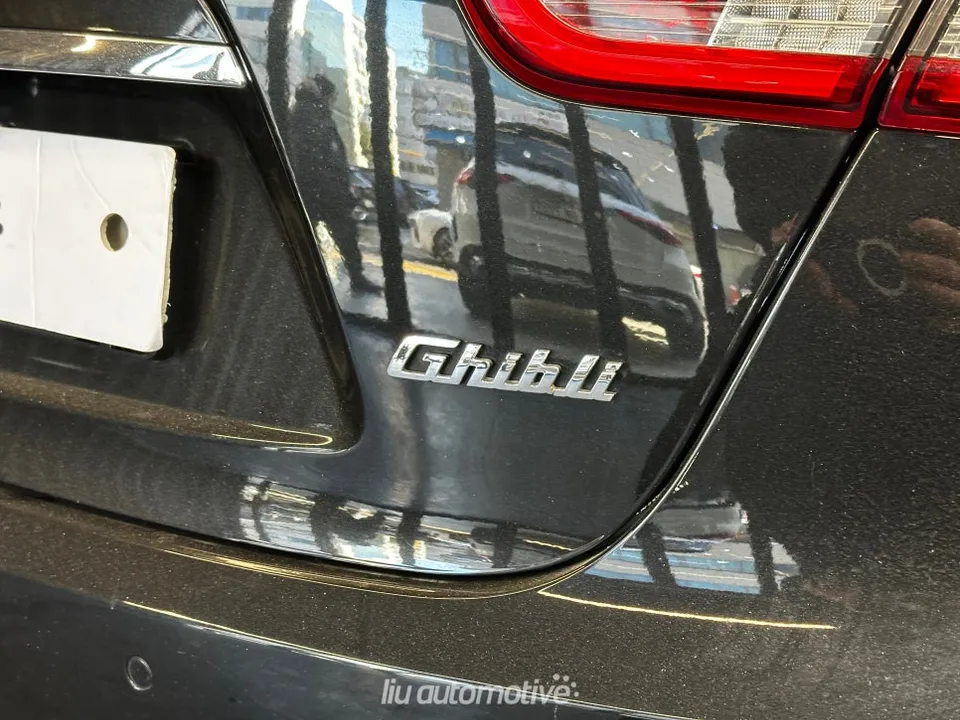 Maserati Ghibliのカーラッピング事例｜費用目安・仕上がり 施工写真 1-1
