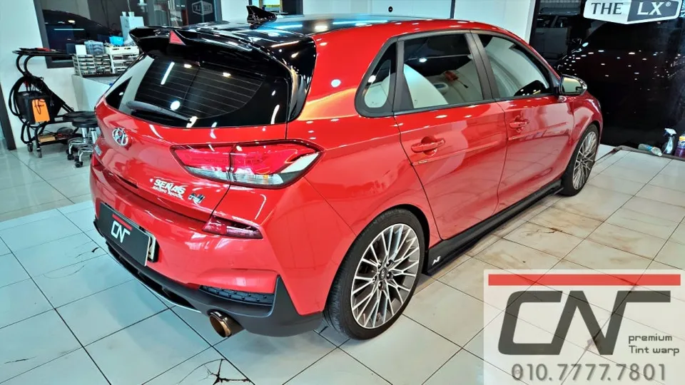 Hyundai i30のカーラッピング事例|費用目安・仕上がり 施工写真 2-2