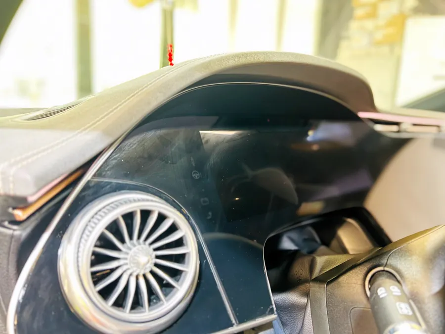 Mercedes-Benz EQS ppf - Mercedes-Benz EQS PPF Review: Essential Screen Protection photo 4