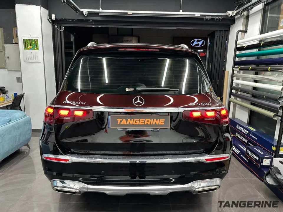 Mercedes-Benz MaybachのPPF施工事例|費用目安・仕上がり 施工写真 2-2