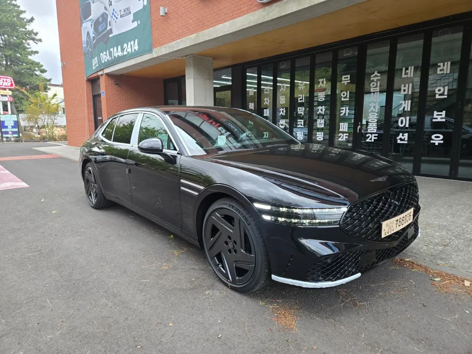 Genesis G90のPPF施工事例 施工写真 1-2