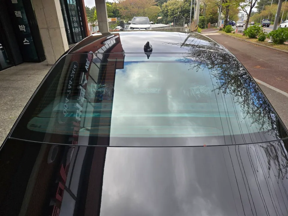 Genesis G90のPPF施工事例 施工写真 4-2