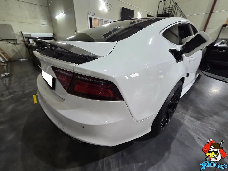 Audi RS7 vinyl wrap - Audi RS7 Vinyl Wrap Review: Incense Blue Transformation photo 3