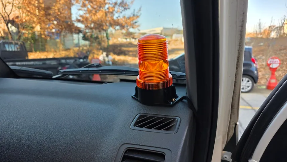Kia Bongo 3 ambient lighting - Kia Bongo 3 Ambient Lighting Review — Under $40 photo 5
