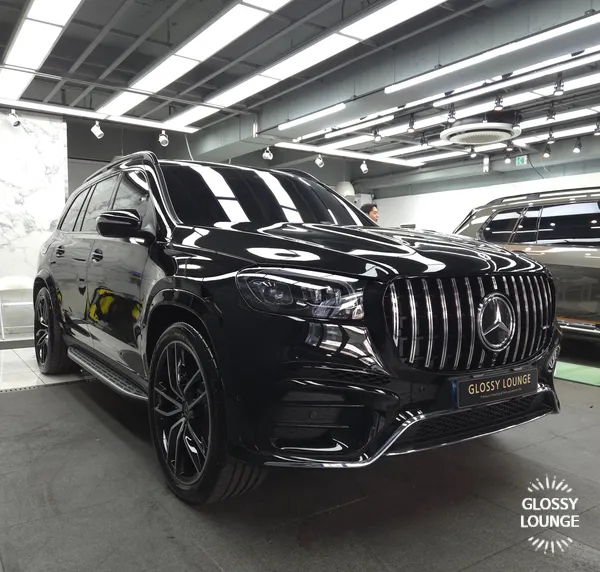 Mercedes-Benz GLS 580のガラスコーティング事例|韓国での施工 施工写真 2-3