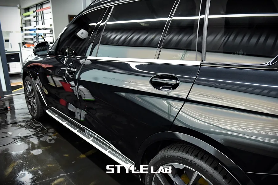 BMW X7のPPF施工事例｜事故時の保険対応も解説 施工写真 1-3