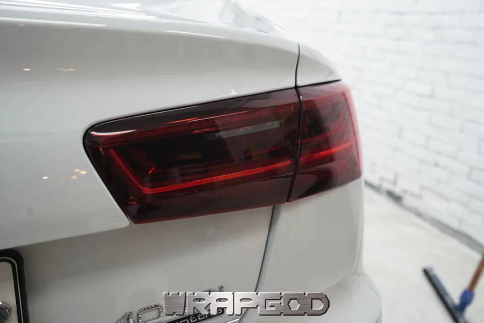 Audi A6のカーラッピング事例 施工写真 4
