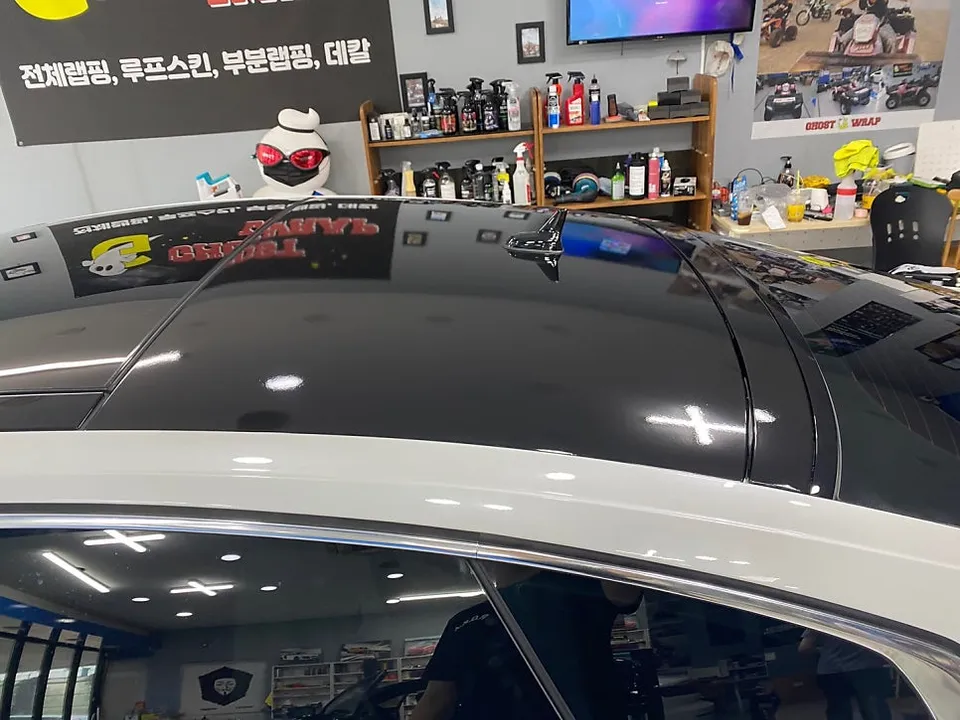 Volkswagen Arteonのカーラッピング事例|費用目安・仕上がり 施工写真 2-2