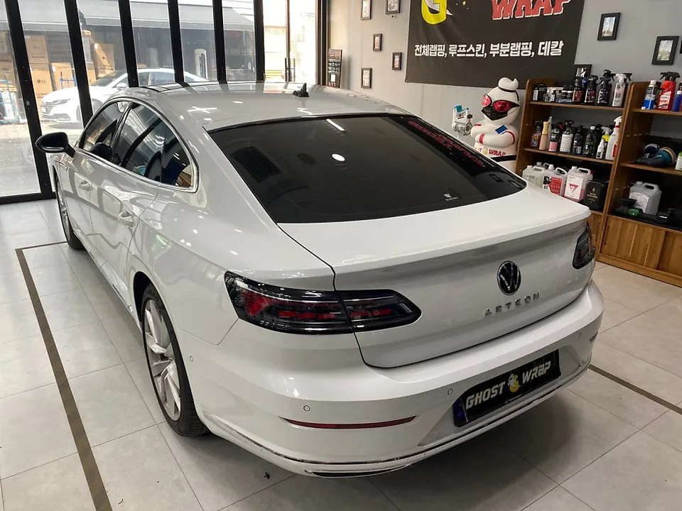 Volkswagen Arteonのカーラッピング事例|費用目安・仕上がり 施工写真 3-2