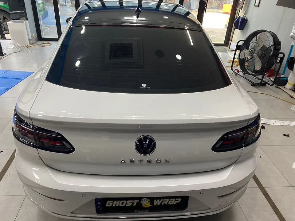 Volkswagen Arteonのカーラッピング事例|費用目安・仕上がり 施工写真 3-3
