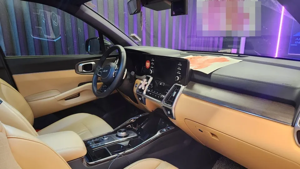 Kia Sorento MQ4 ambient lighting - Kia Sorento MQ4 Ambient Lighting Review — Cost & Results photo 3