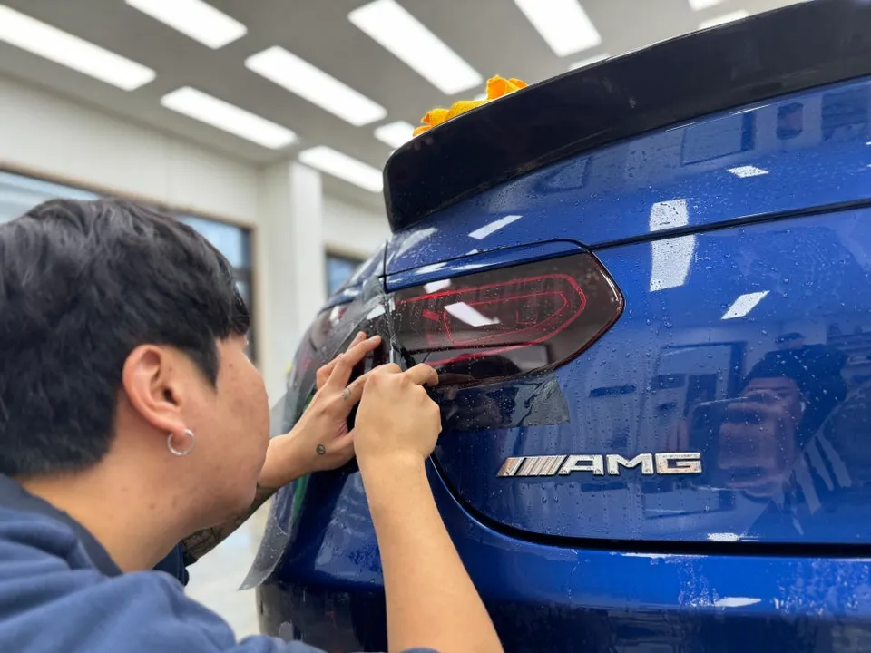 Mercedes-Benz GLCのPPF施工事例|費用目安・仕上がり 施工写真 2-3