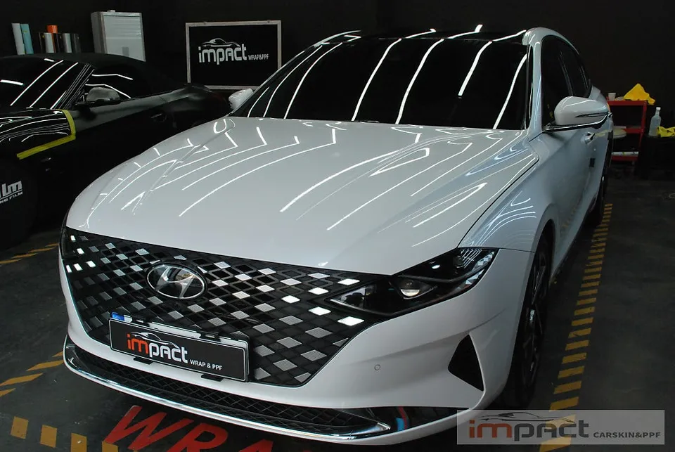 Hyundai Grandeur IGのカーラッピング事例 写真