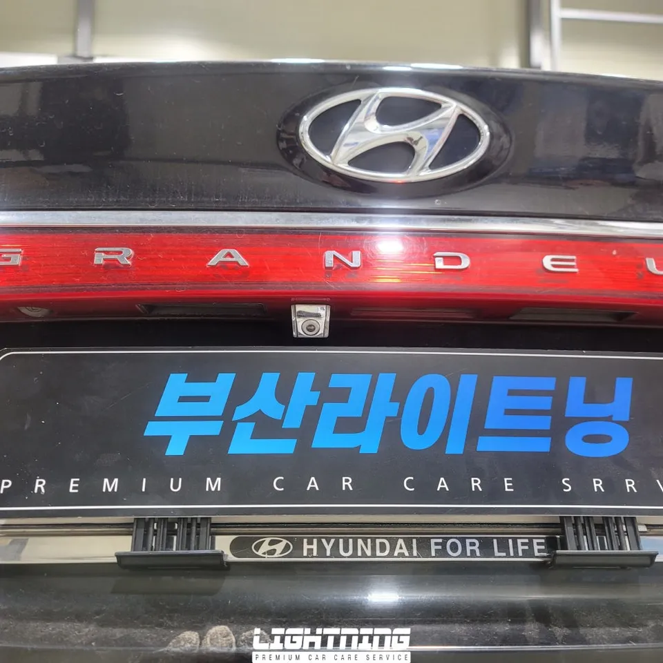 Hyundai Azera oem options - Hyundai Azera OEM Options Review: Factory Upgrade Cost & Results photo 4