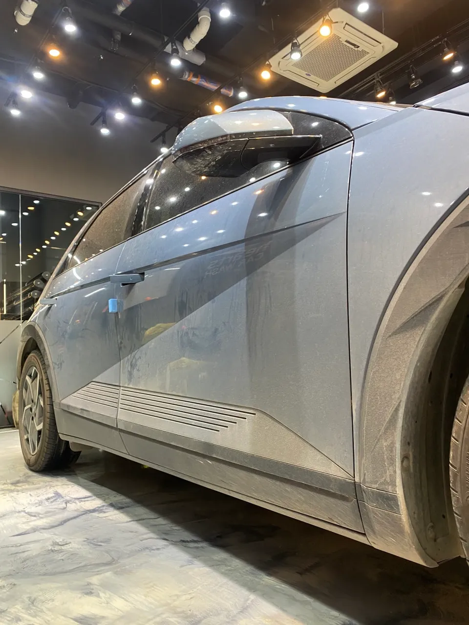 Hyundai IONIQ 5のガラスコーティング事例 施工写真 2-2