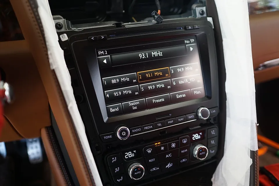 Bentley Flying Spur oem options - Bentley Flying Spur OEM Options Review: Modernization Cost photo 3