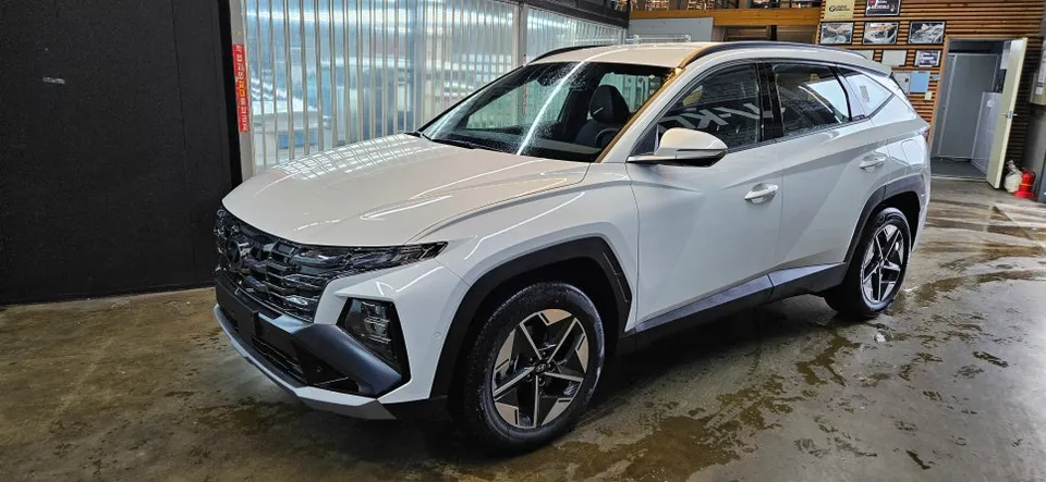Hyundai Tucson NX4 カーフィルム施工事例|韓国での実例 施工写真 1-2