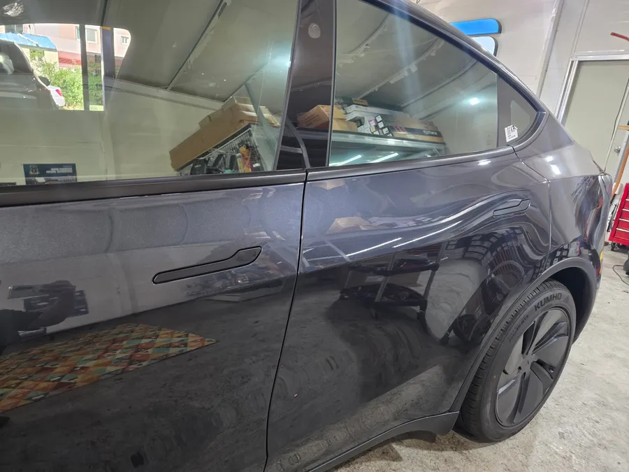 Tesla Model Y Juniper new car package - Tesla Model Y Juniper New Car Package Review photo 5