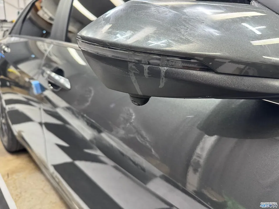 Hyundai Elantra CN7 surround view camera - Hyundai Elantra CN7 360 Camera Review: Cost & Results photo 3