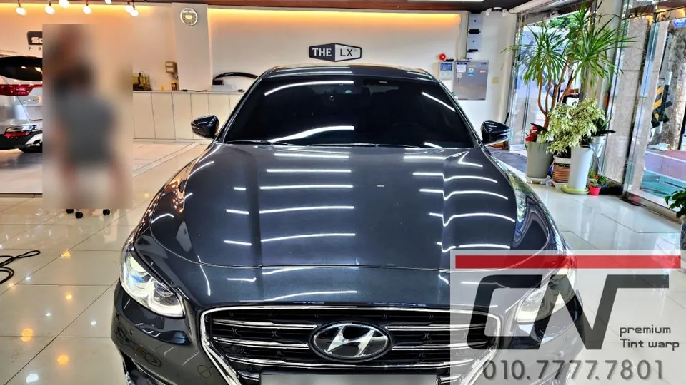 Hyundai Grandeur IGのカーフィルム施工事例|費用目安・仕上がり 施工写真 1-3