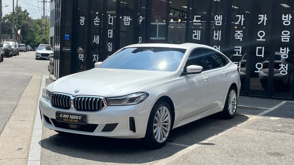 BMW 6 Series GT window tinting - BMW 6 Series GT Window Tinting Installation Review — Cost photo 3