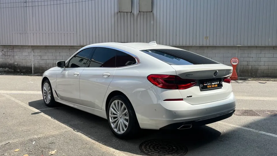 BMW 6 Series GT window tinting - BMW 6 Series GT Window Tinting Installation Review — Cost photo 5