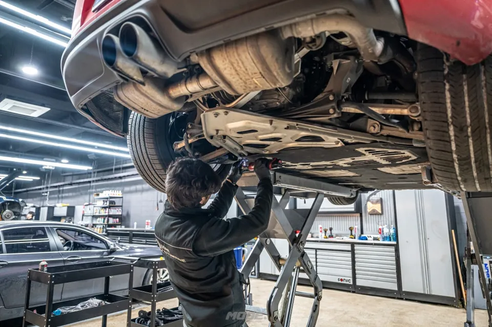 Porsche 718 Boxster GTS exhaust upgrade - Porsche 718 Boxster GTS Performance Upgrade Review photo 4