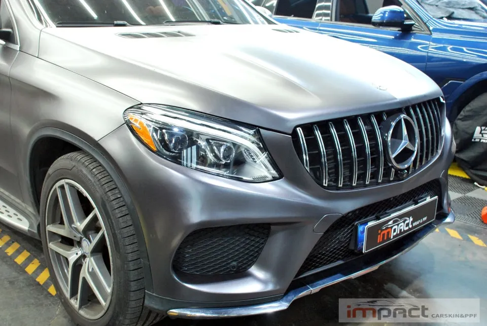 Mercedes-Benz GLEのカーラッピング事例|サテンダークグレー 施工写真 1-3