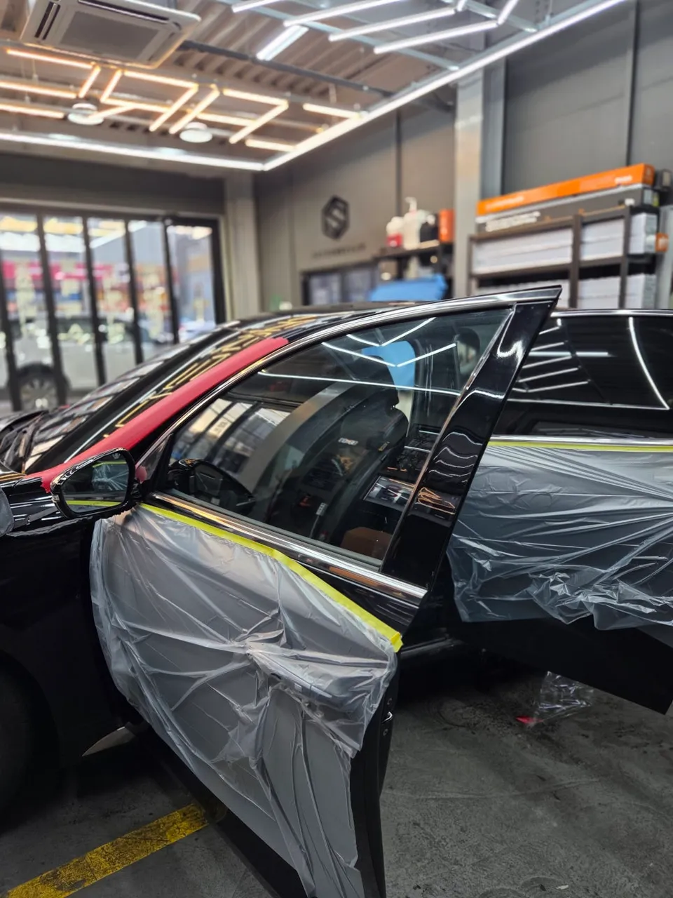Hyundai Azeraのカーフィルム施工事例｜費用目安・仕上がり 施工写真 4-2