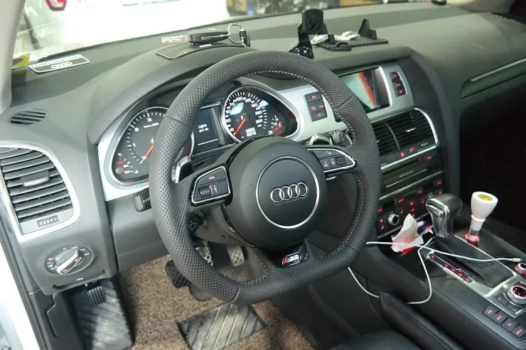 Audi Q7 steering wheel - Audi Q7 Steering Wheel Customization Review photo 5