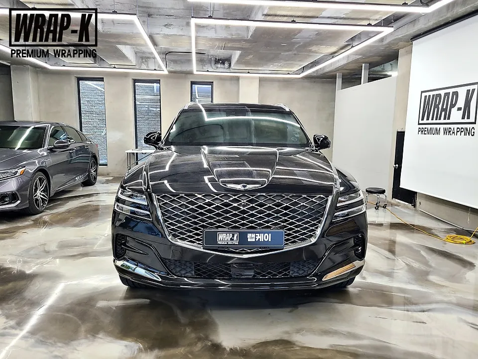 Genesis GV80 vinyl wrap - Genesis GV80 Chrome Delete Vinyl Wrap Review photo 5