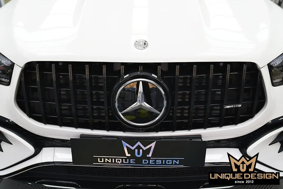 Mercedes-Benz GLEのガラスコーティング事例|韓国での施工 施工写真 1-2