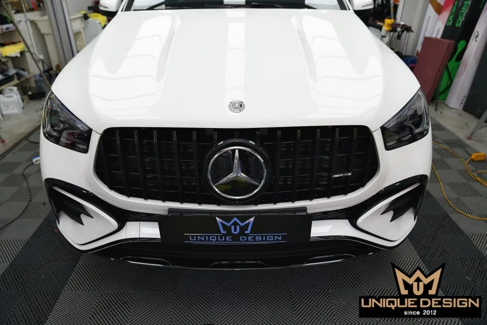 Mercedes-Benz GLEのガラスコーティング事例|韓国での施工 施工写真 2-2